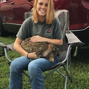 Meet your Posher, Taylor